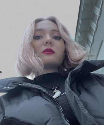 Встреться со мной и ты оценишь мою магию! 💫 Я живу в Москве, словно горячий огонь, который готов расплавиться в океане удовольствия. Мои услуги могут удовлетворить самые сокровенные фантазии. Я нежная, страстная и похотливая, всегда готова подарить тебе незабываемые мгновения. ✨У меня есть несколько свежих фото, чтобы ты мог увидеть мою красоту. Читай мои отзывы и поймешь, что я лучшая в своем деле. Давай согреем друг друга в холодной Москве? ❄️ Не упускай возможность - позвони мне прямо сейчас. Жду тебя! 💋 Маша